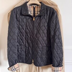 Burberry Black Quilted Lightweight Zip Jacket with Check Lining